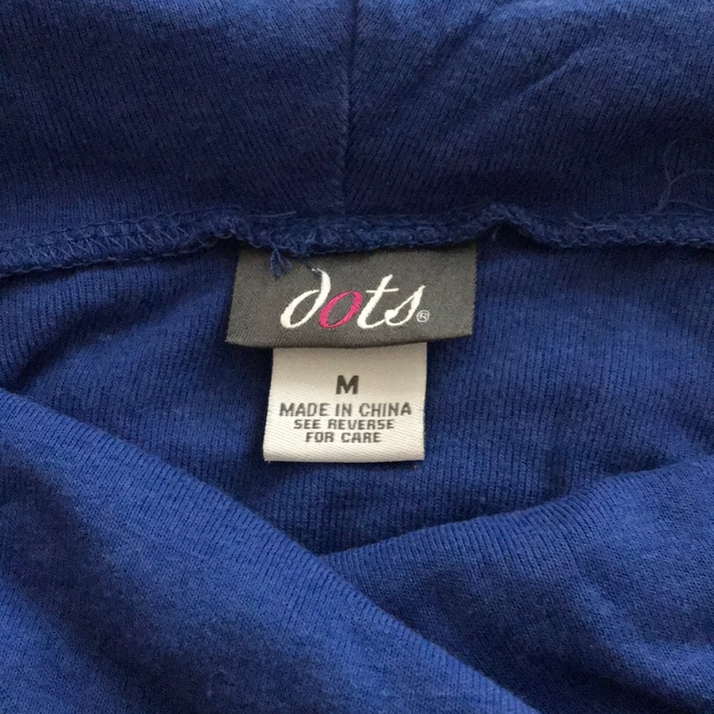 Blue top - Picture 2 of 3